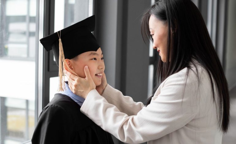  10 Rekomendasi Kado Naik Kelas untuk Anak